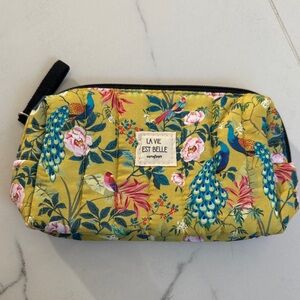 Cartefdart pouch